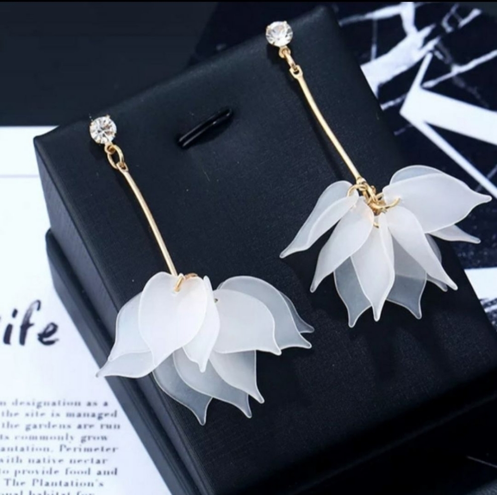 Boho Flower Dangle Earrings